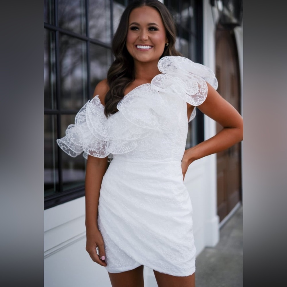 Size medium White Dress
